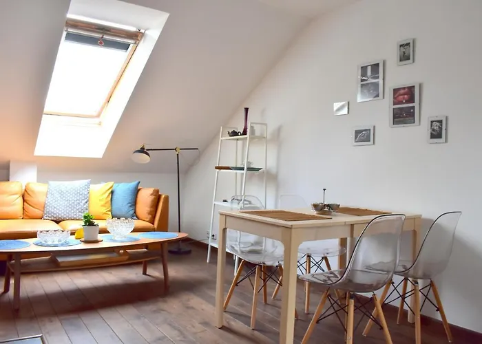 Lux Duplex Rooftop Loft With An Amazing Terrace & Cinema *
